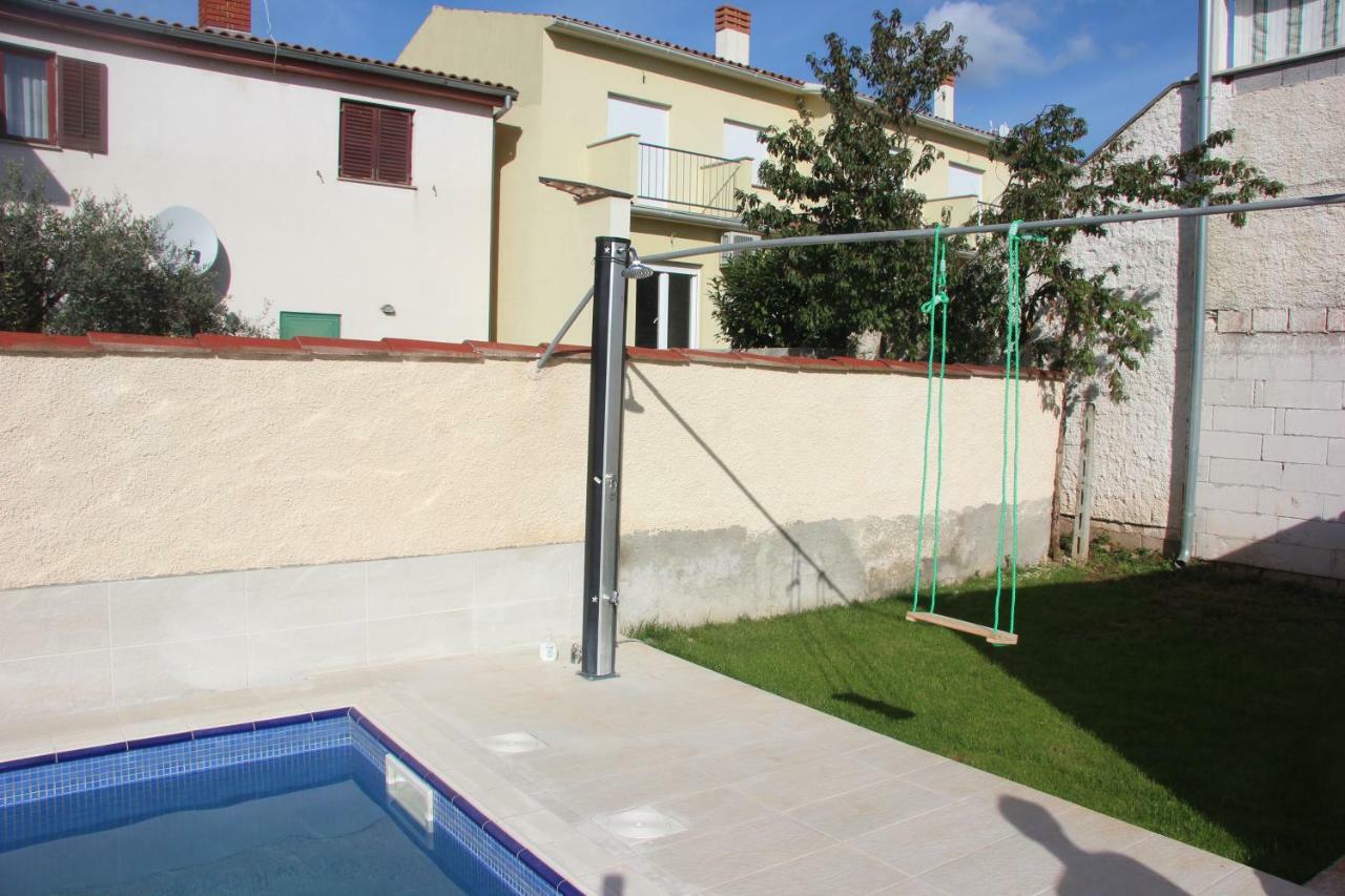 Vacation House "Viola" Фажана Екстер'єр фото
